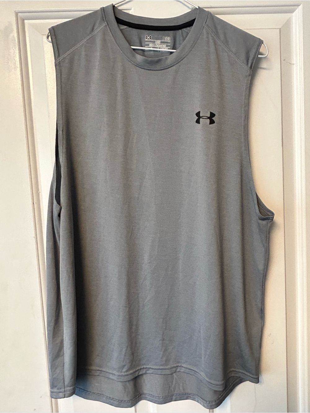 Under Armour Men’s Gray Sleeveless Training Tank Top